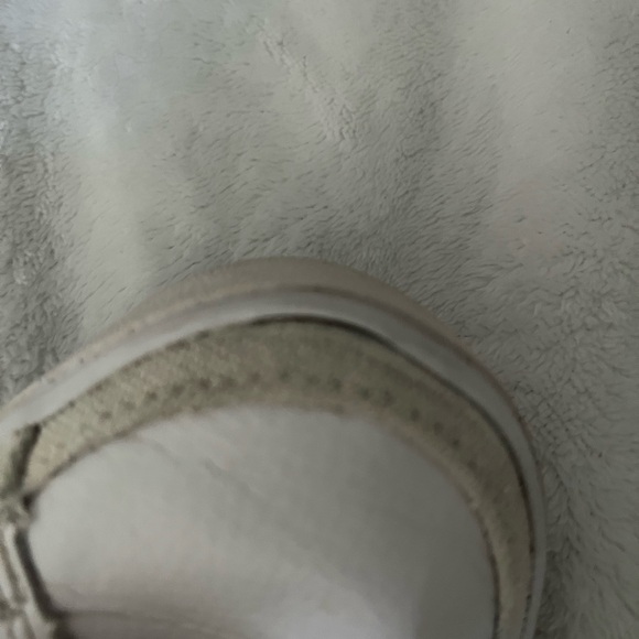 Nike White Sneakers - Picture 4 of 4